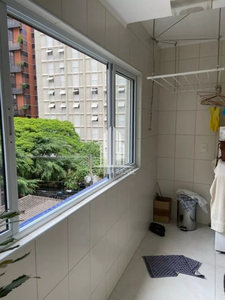 Apartamento à venda com 2 quartos, 72m² - Foto 4