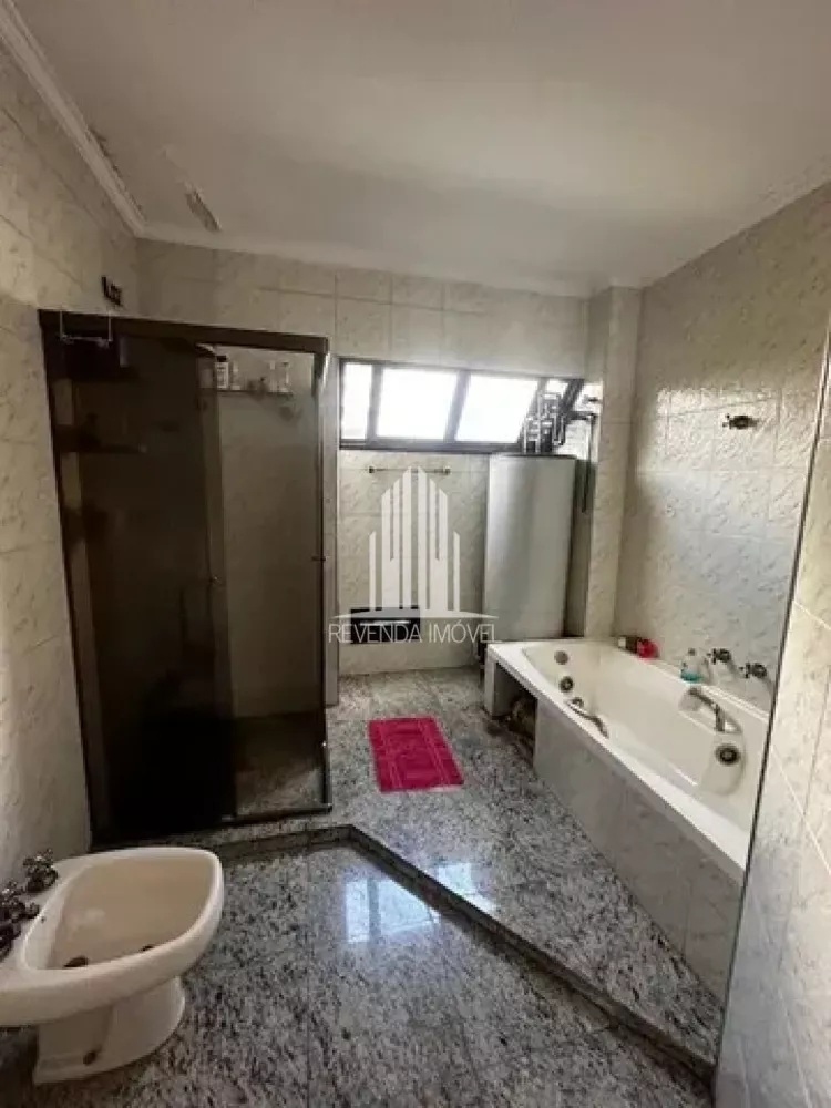 Apartamento à venda com 3 quartos, 215m² - Foto 13