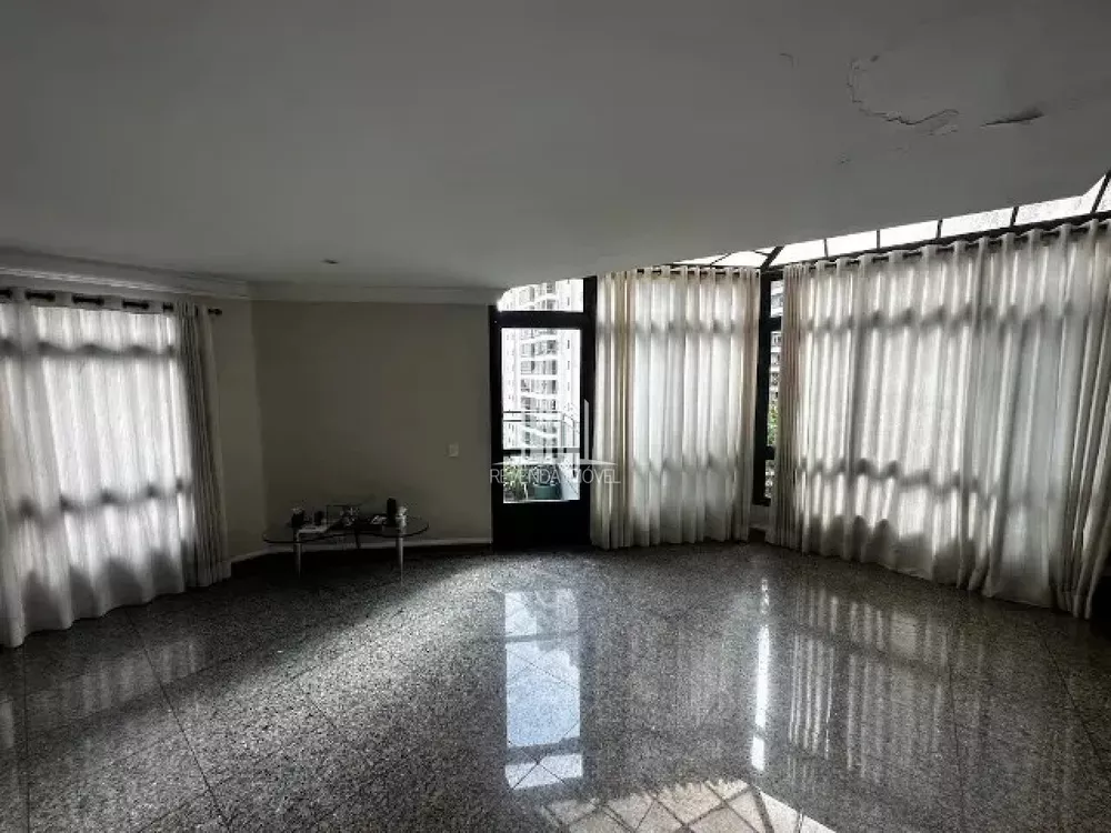 Apartamento à venda com 3 quartos, 215m² - Foto 12