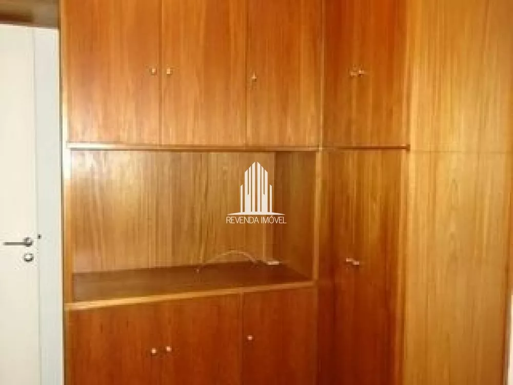 Apartamento à venda com 2 quartos, 76m² - Foto 2