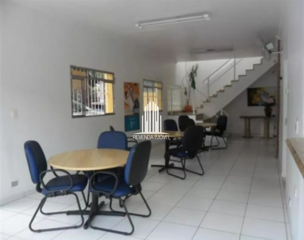 Kitnet e Studio à venda, 300m² - Foto 1