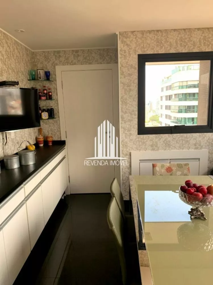 Apartamento à venda com 3 quartos, 280m² - Foto 2