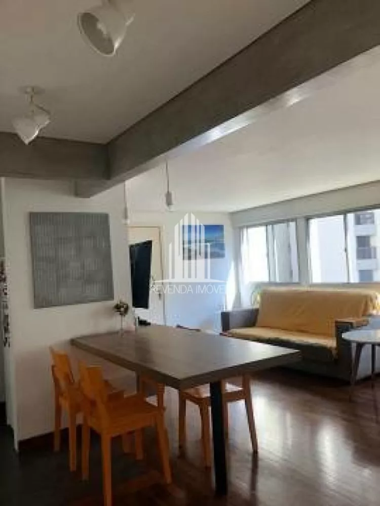 Apartamento à venda com 2 quartos, 100m² - Foto 1