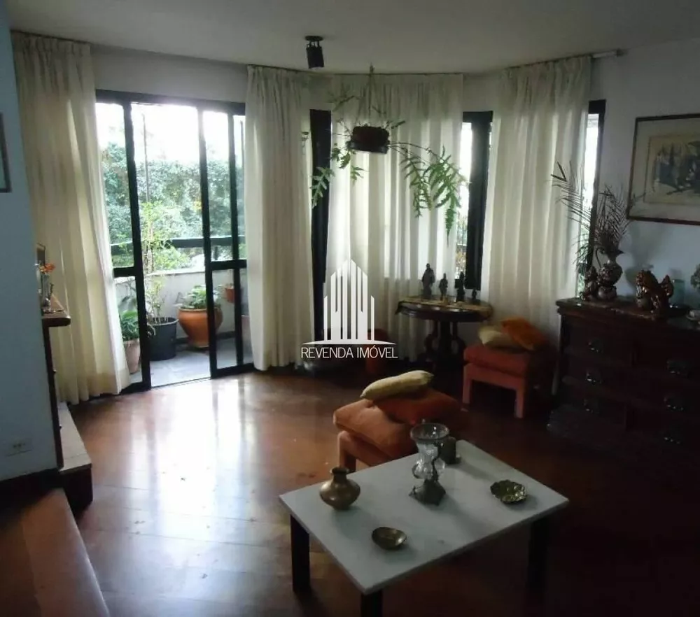 Apartamento à venda com 4 quartos, 138m² - Foto 1