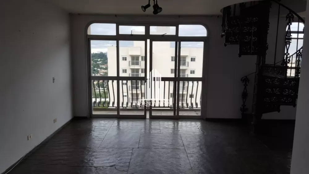 Apartamento à venda com 4 quartos, 235m² - Foto 2