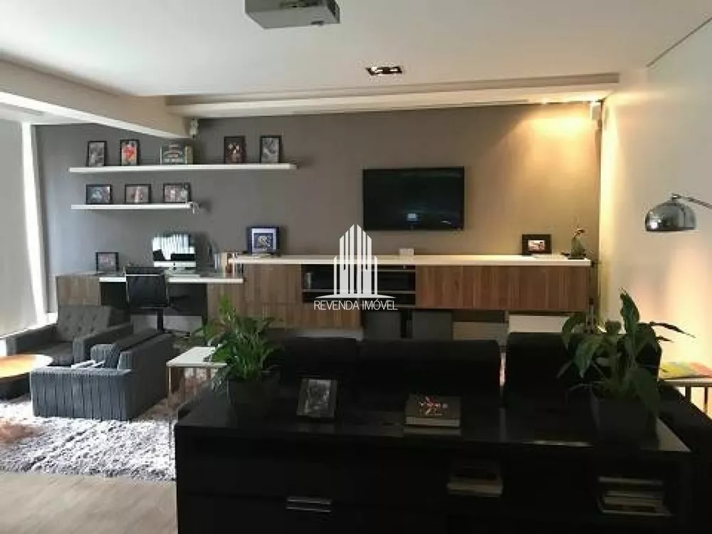 Apartamento à venda com 2 quartos, 146m² - Foto 1