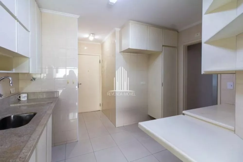 Apartamento à venda com 3 quartos, 88m² - Foto 2