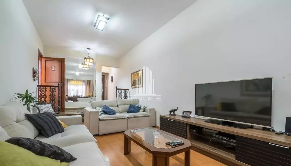 Casa à venda com 3 quartos, 170m² - Foto 1