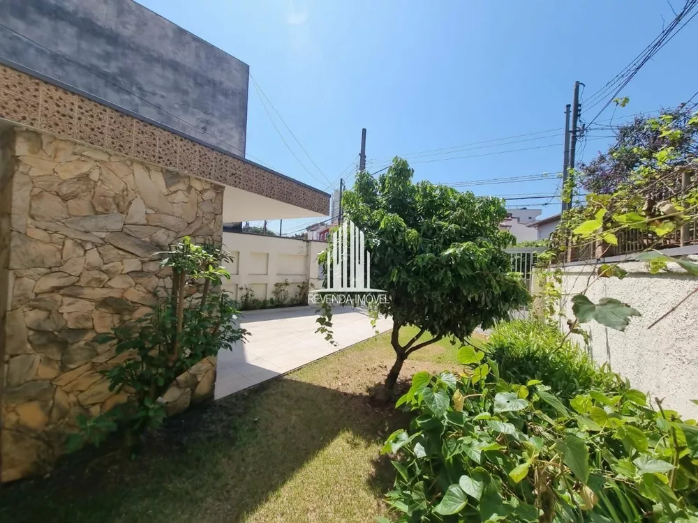 Casa de Vila à venda com 2 quartos, 400m² - Foto 4