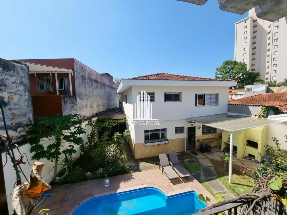 Casa de Vila à venda com 2 quartos, 400m² - Foto 1