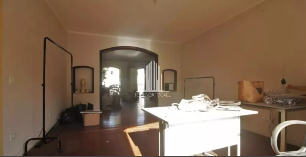 Casa de Vila à venda com 4 quartos, 380m² - Foto 4