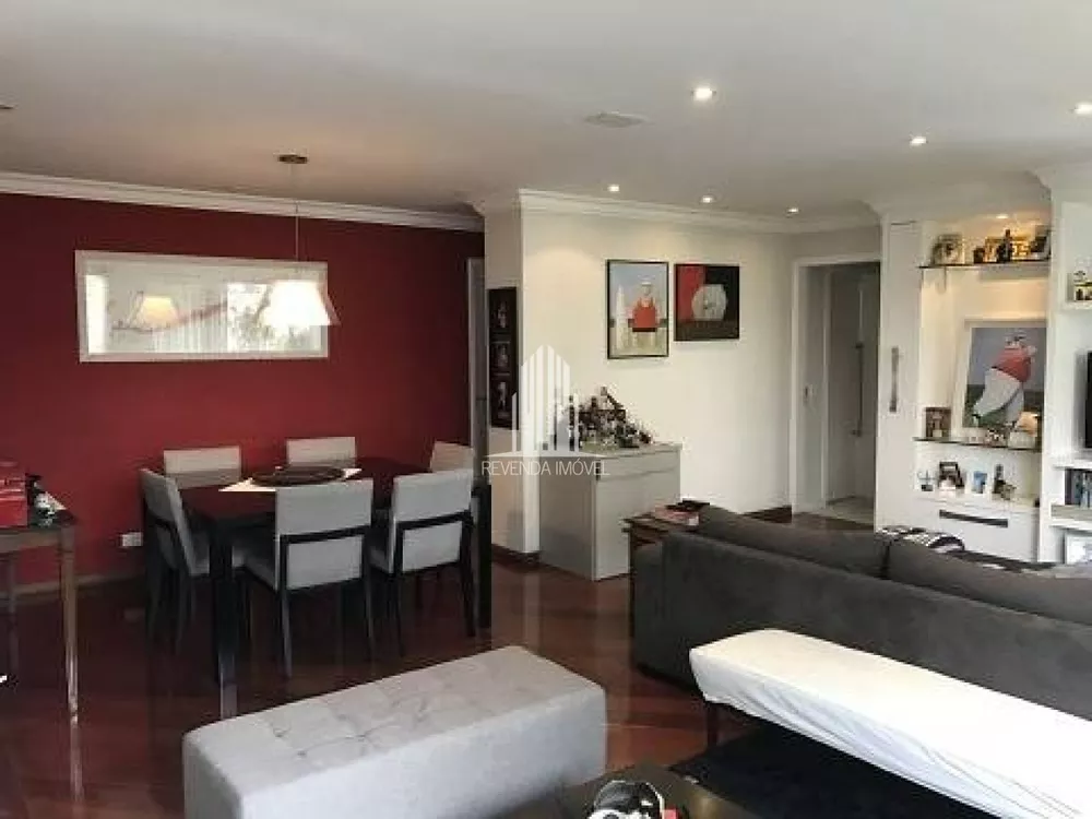 Apartamento à venda com 3 quartos, 150m² - Foto 2