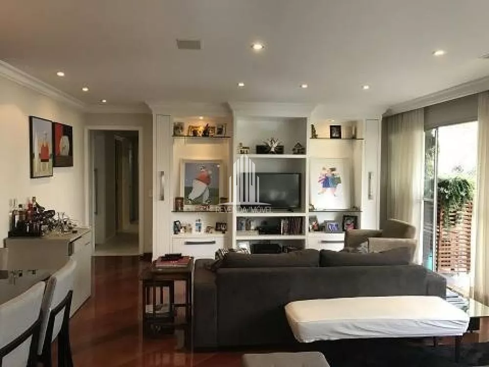 Apartamento à venda com 3 quartos, 150m² - Foto 4