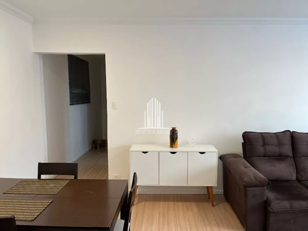 Apartamento à venda com 2 quartos, 82m² - Foto 2