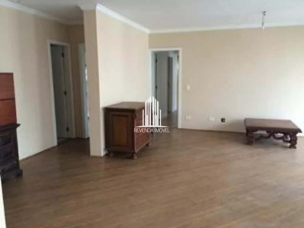 Apartamento à venda com 3 quartos, 150m² - Foto 1