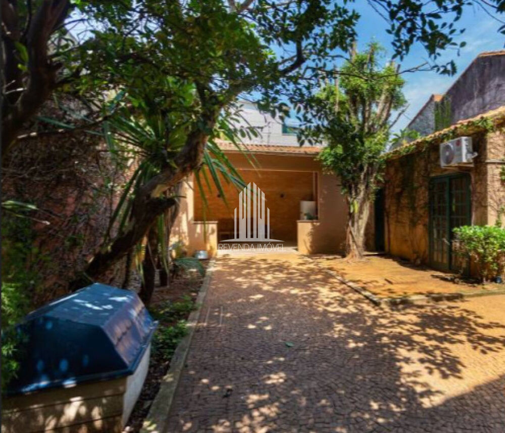 Casa à venda com 5 quartos, 300m² - Foto 10