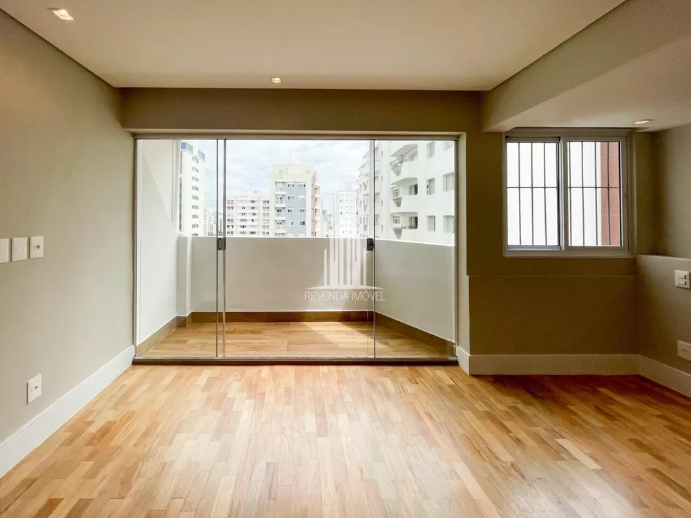 Apartamento à venda com 3 quartos, 175m² - Foto 2