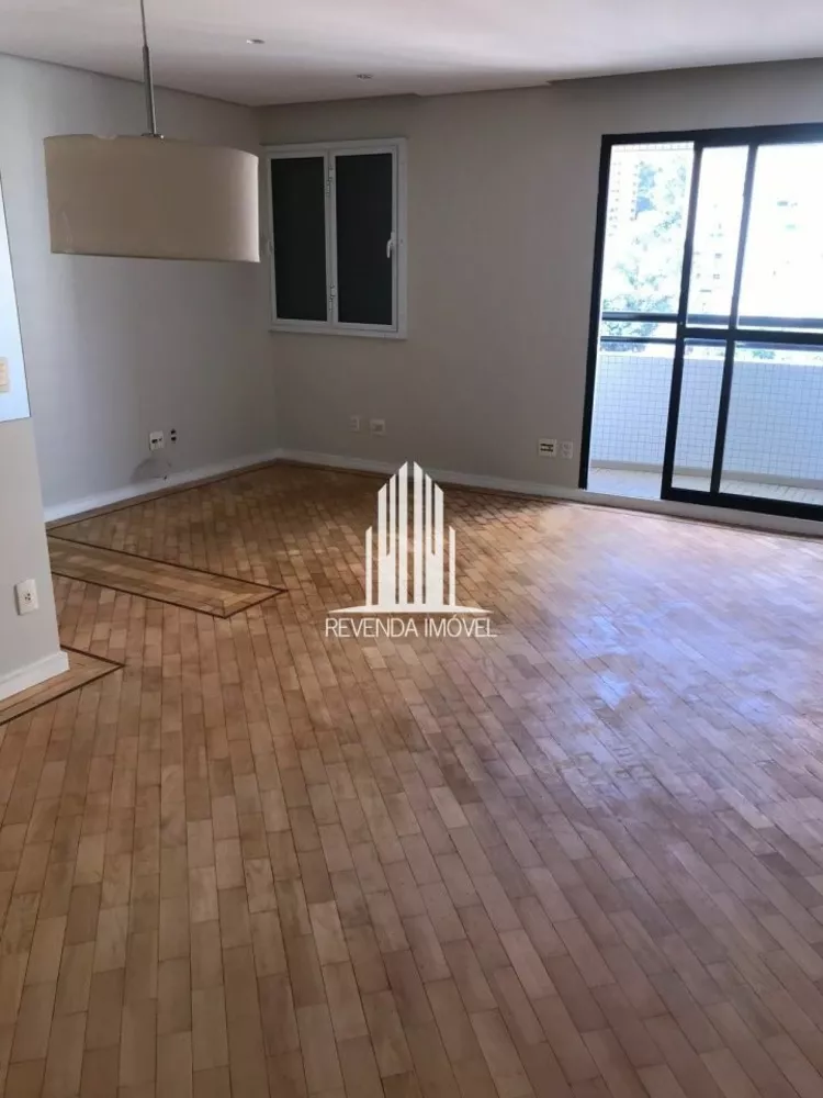 Apartamento à venda com 2 quartos, 72m² - Foto 1