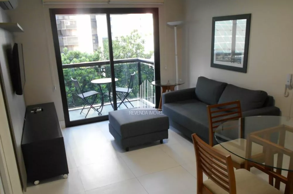 Apartamento à venda com 1 quarto, 42m² - Foto 1