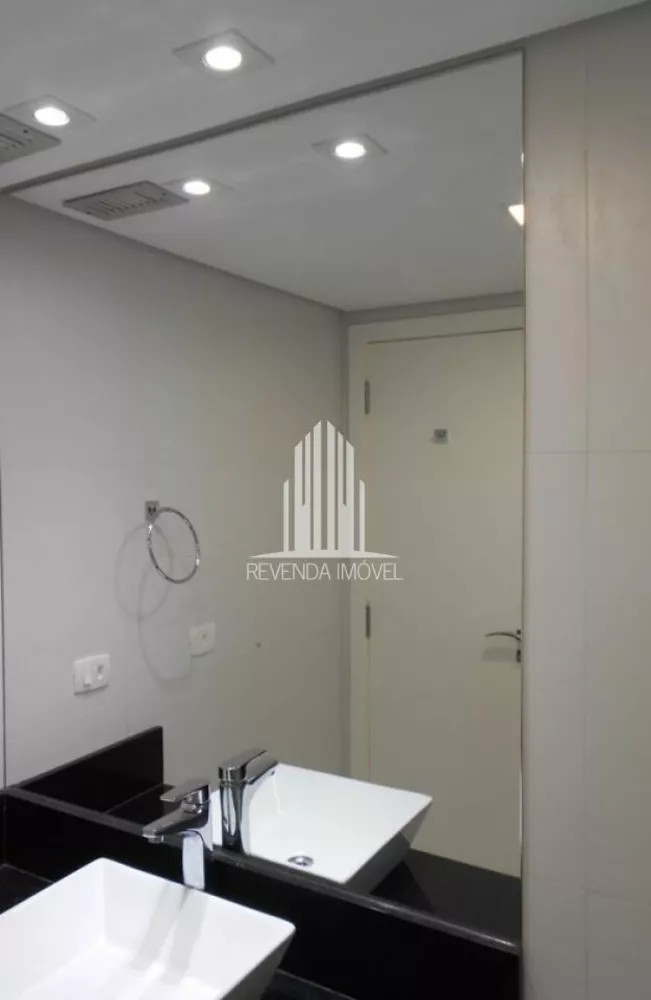 Apartamento à venda com 1 quarto, 42m² - Foto 2