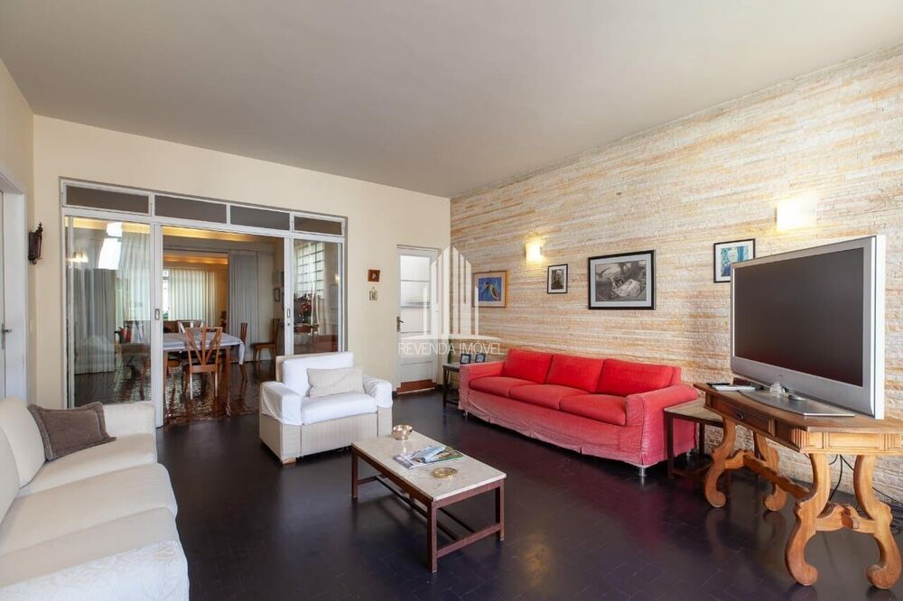 Casa à venda com 6 quartos, 280m² - Foto 2