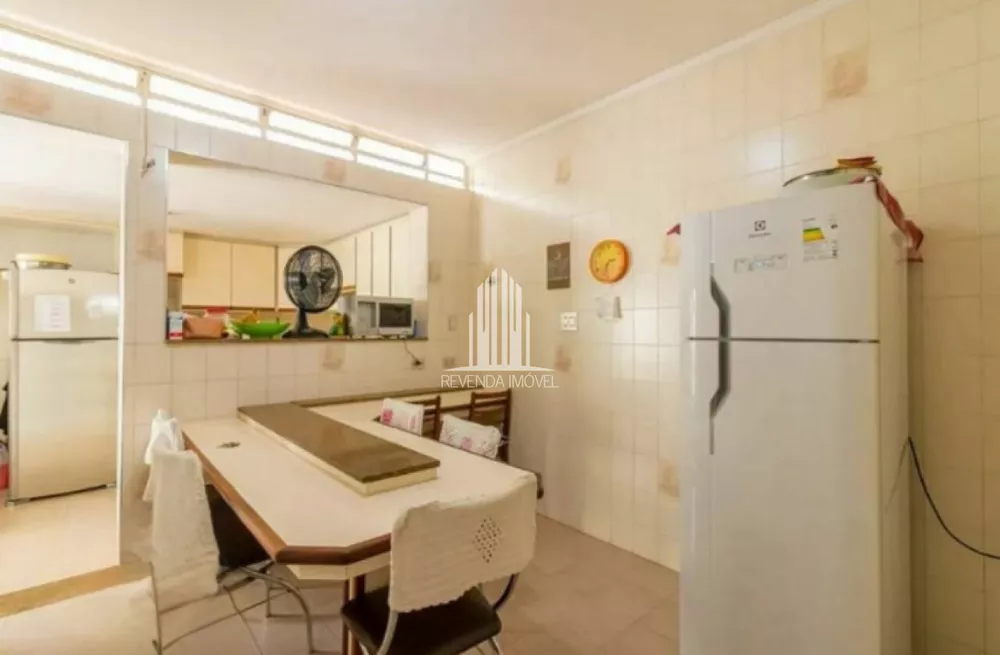 Casa à venda com 3 quartos, 280m² - Foto 4