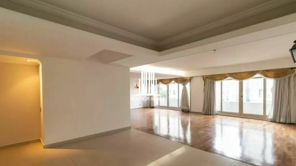 Apartamento à venda com 4 quartos, 300m² - Foto 4