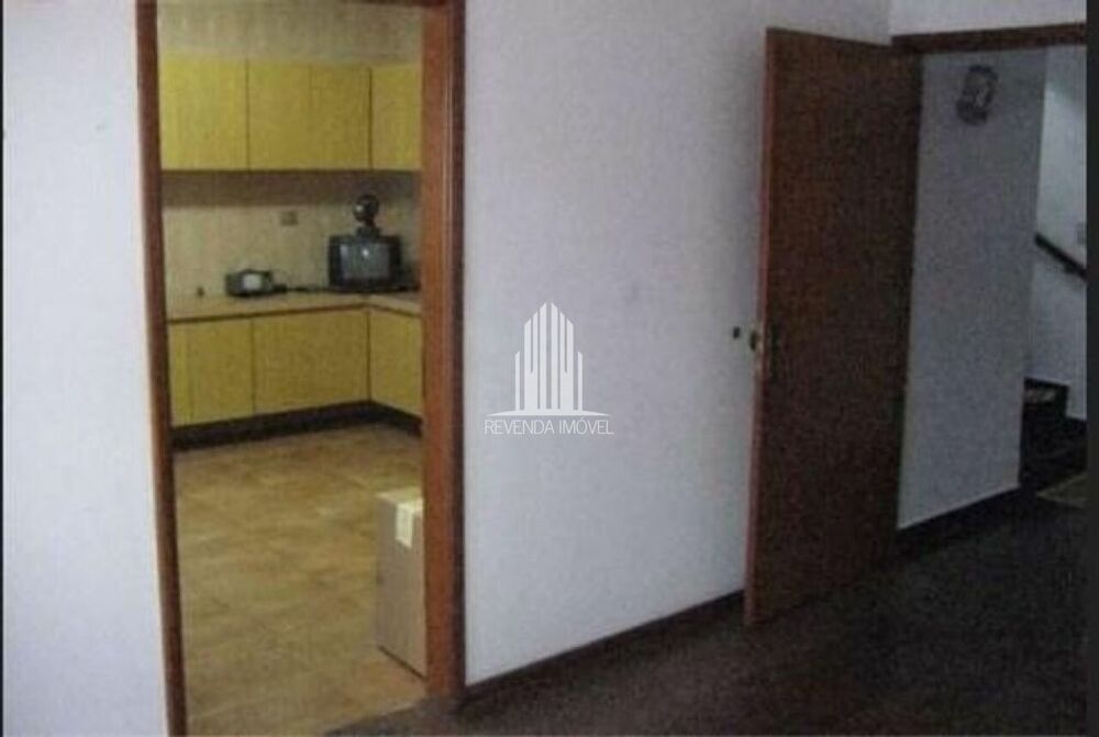 Casa de Vila à venda com 5 quartos, 200m² - Foto 6