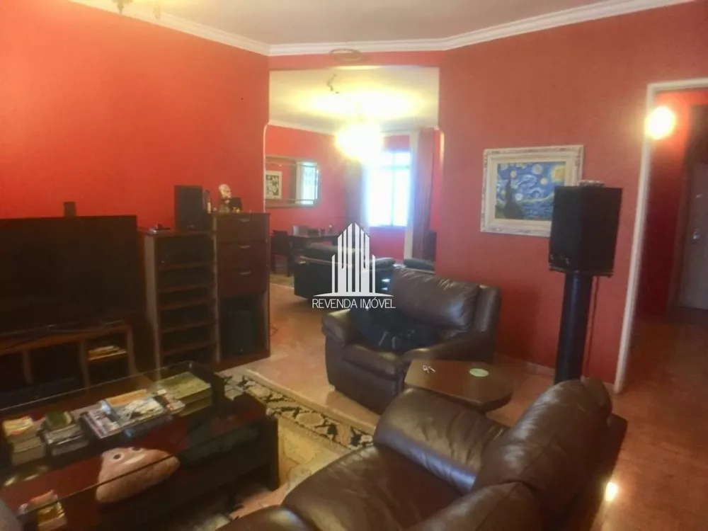 Apartamento à venda com 3 quartos, 218m² - Foto 1