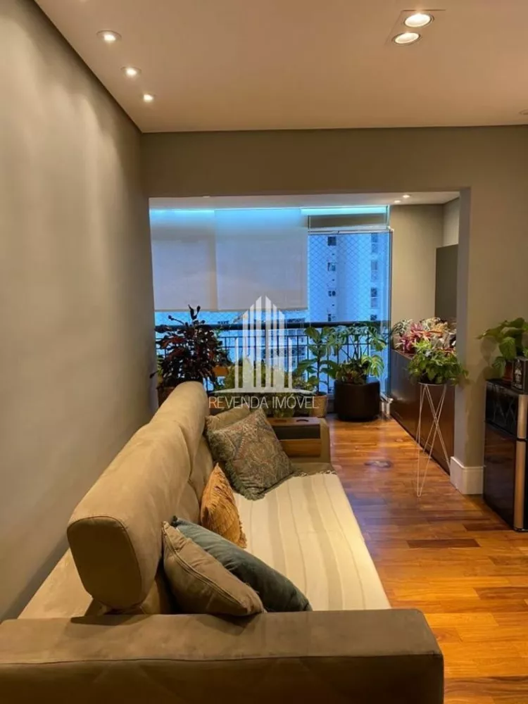 Apartamento à venda com 2 quartos, 67m² - Foto 3