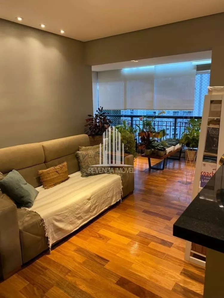 Apartamento à venda com 2 quartos, 67m² - Foto 4