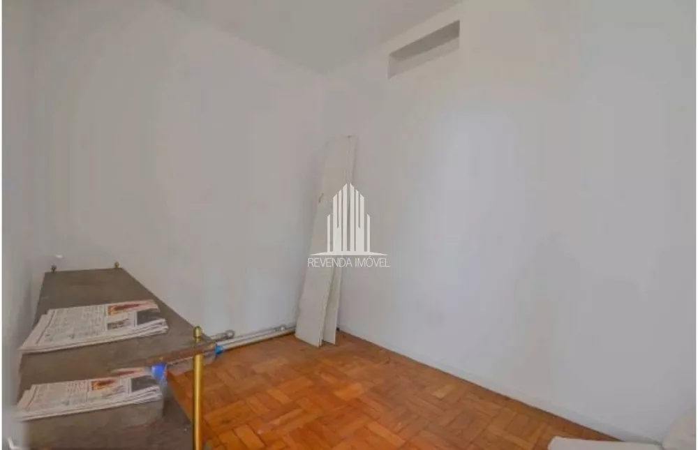 Apartamento à venda com 4 quartos, 180m² - Foto 1