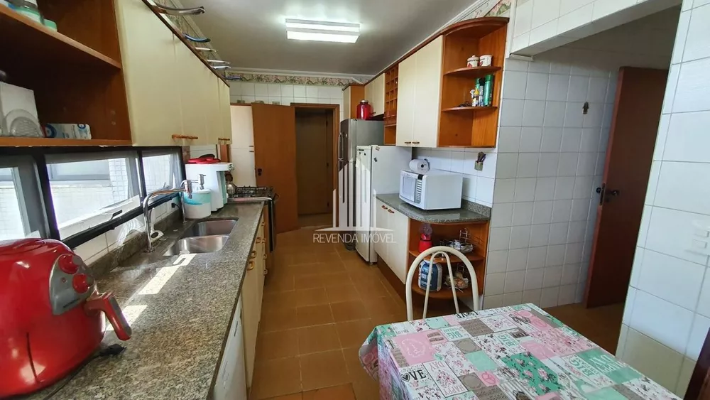 Apartamento à venda com 4 quartos, 154m² - Foto 4