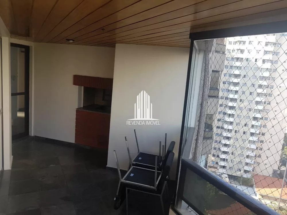 Apartamento à venda com 3 quartos, 175m² - Foto 1