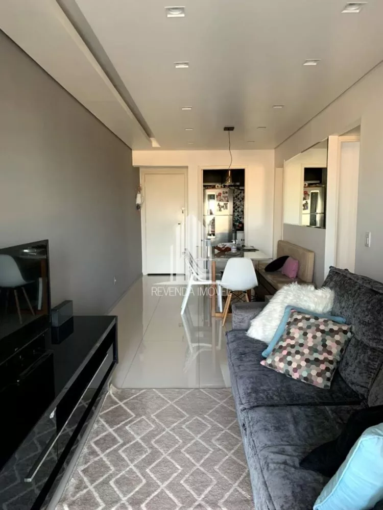 Apartamento à venda com 2 quartos, 67m² - Foto 4