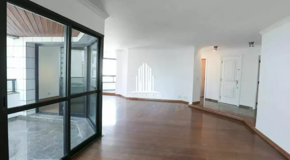 Apartamento à venda com 4 quartos, 210m² - Foto 4