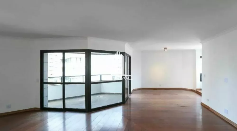 Apartamento à venda com 4 quartos, 210m² - Foto 3