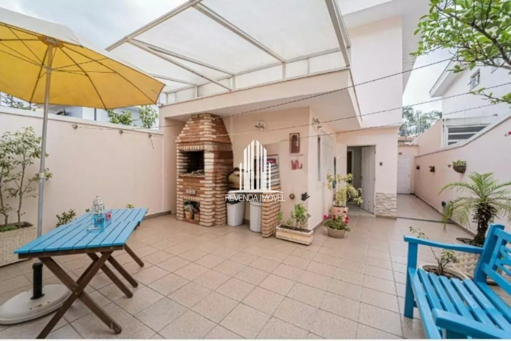 Casa de Vila à venda com 3 quartos, 220m² - Foto 4