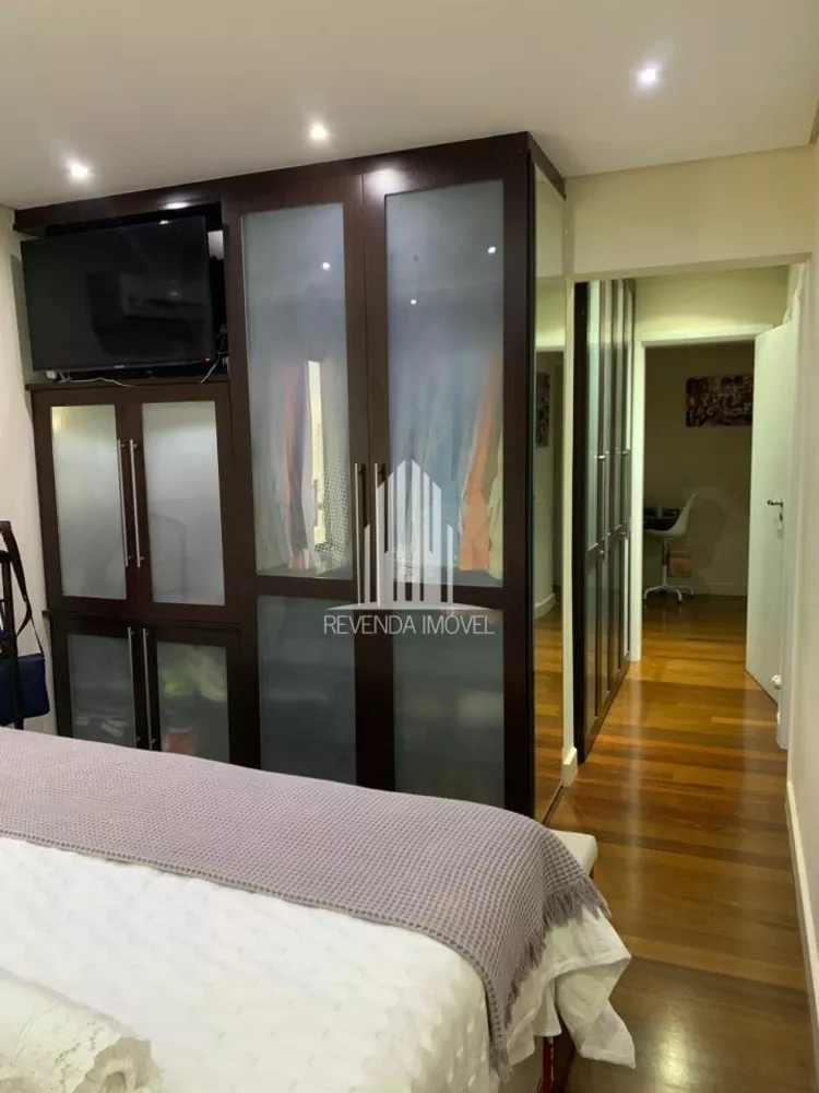 Apartamento à venda com 4 quartos, 218m² - Foto 3