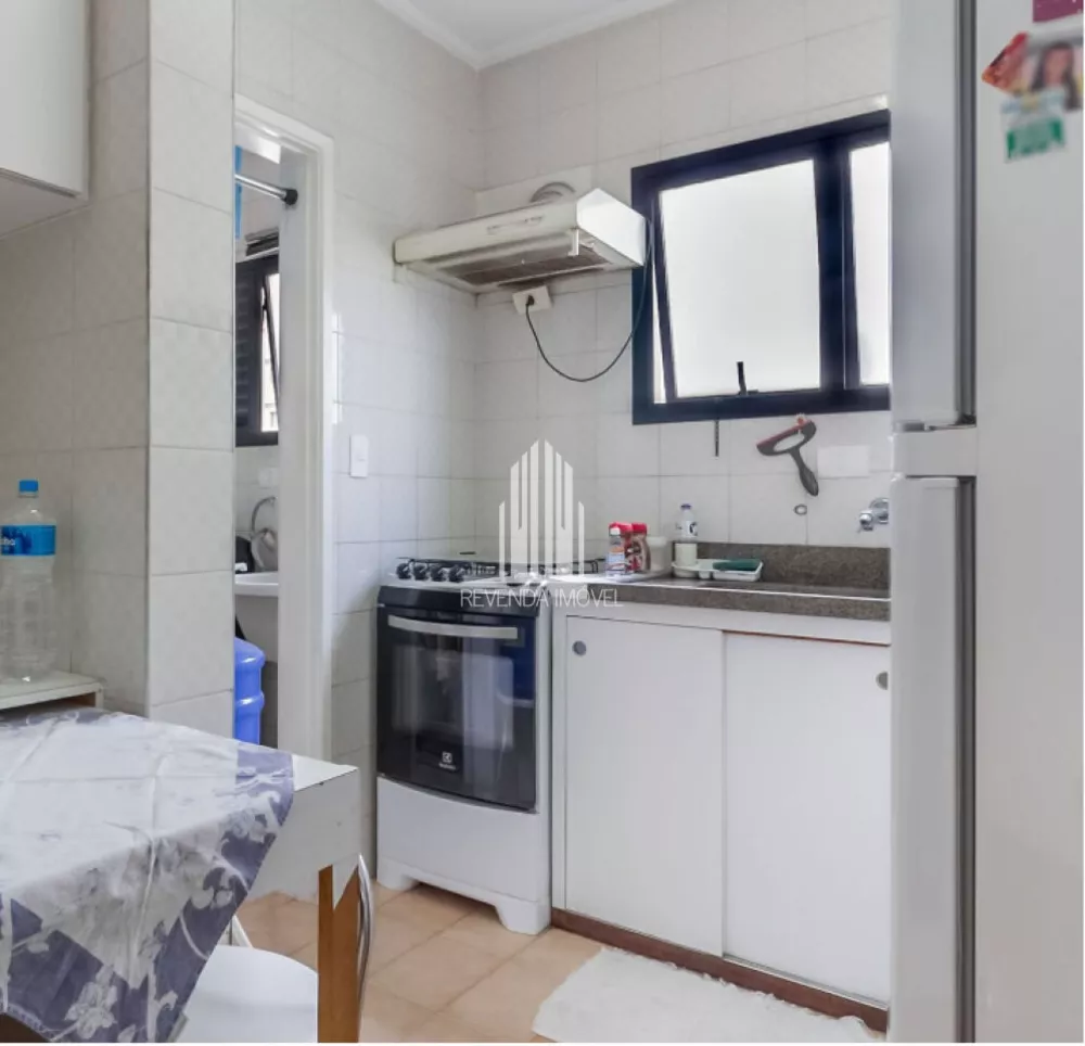 Apartamento à venda com 2 quartos, 73m² - Foto 4