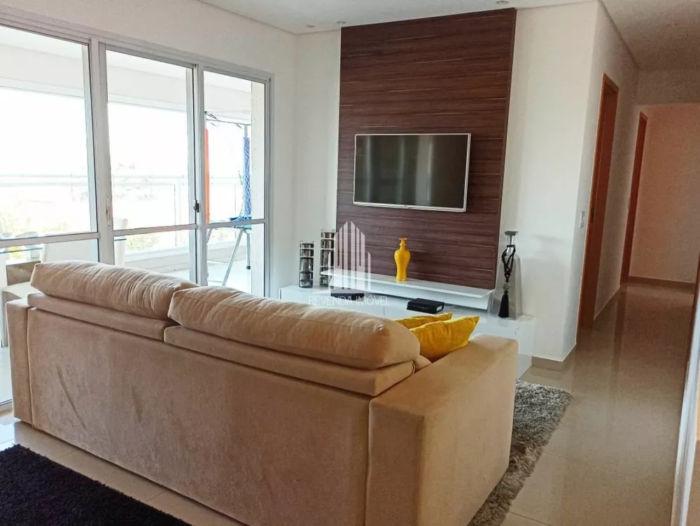 Apartamento à venda com 3 quartos, 158m² - Foto 1