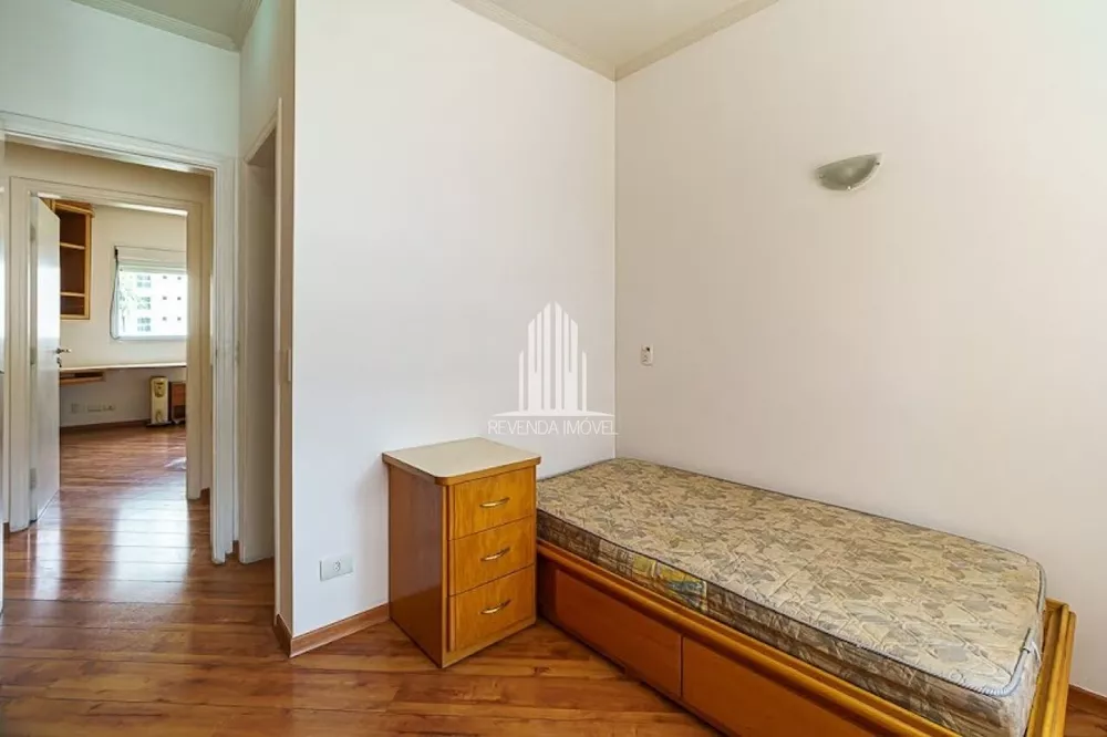 Apartamento à venda com 4 quartos, 180m² - Foto 1