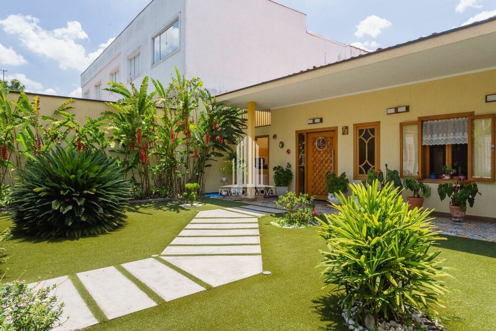 Casa à venda com 2 quartos, 365m² - Foto 1