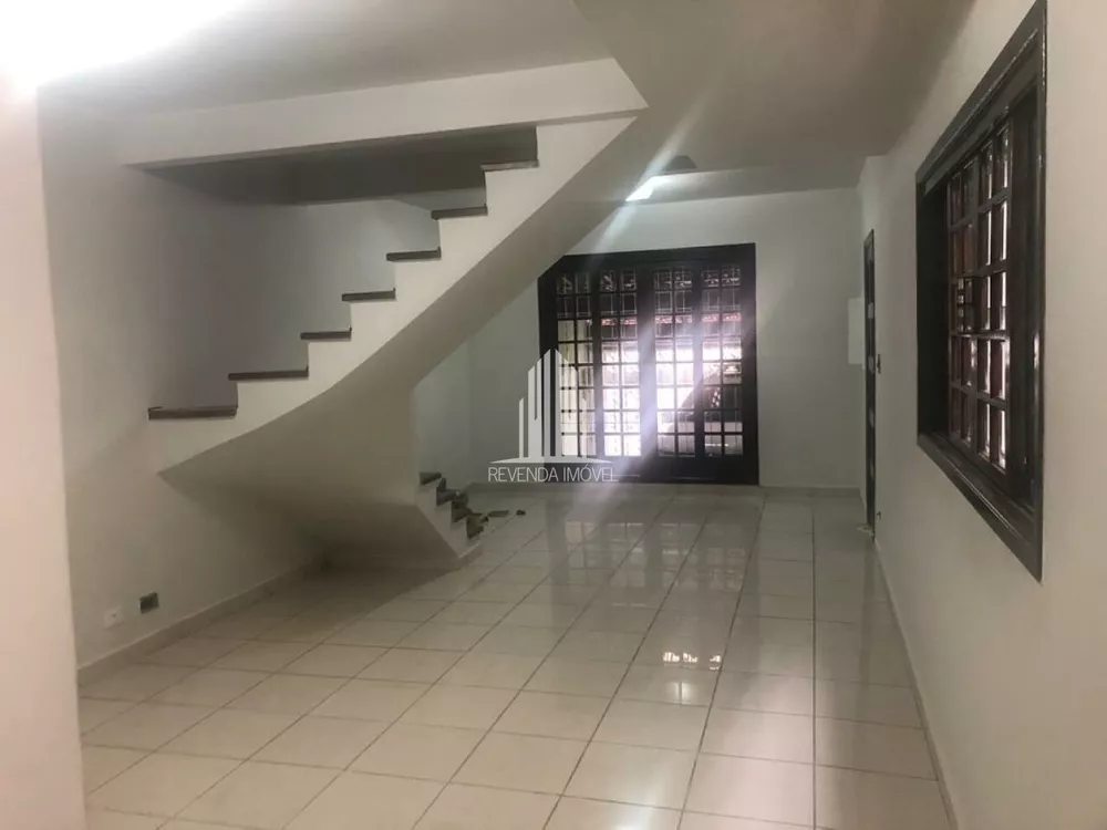 Casa de Vila à venda com 3 quartos, 178m² - Foto 1