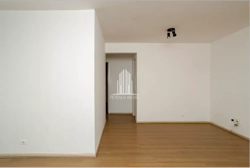 Apartamento à venda com 2 quartos, 77m² - Foto 3