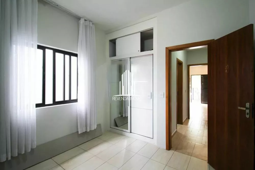 Casa à venda com 3 quartos, 250m² - Foto 3