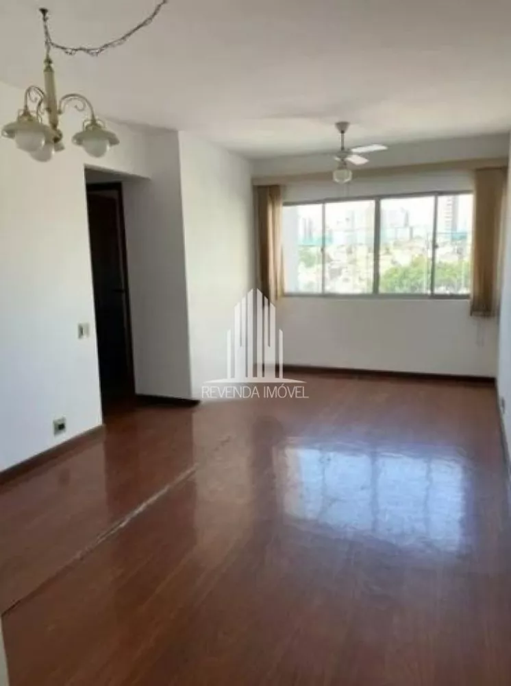 Apartamento à venda com 2 quartos, 65m² - Foto 2