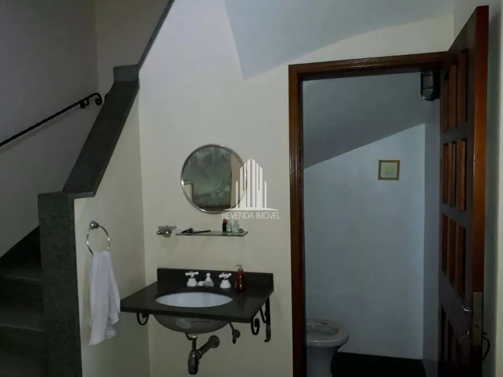 Casa de Vila à venda com 3 quartos, 350m² - Foto 3