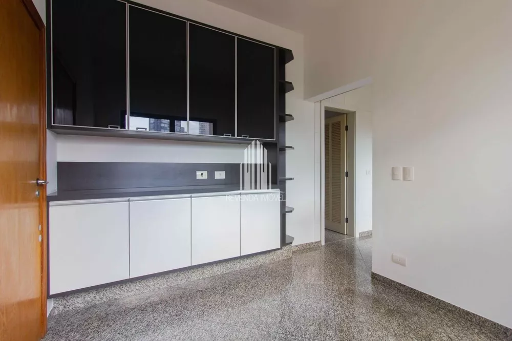 Apartamento à venda com 3 quartos, 283m² - Foto 12