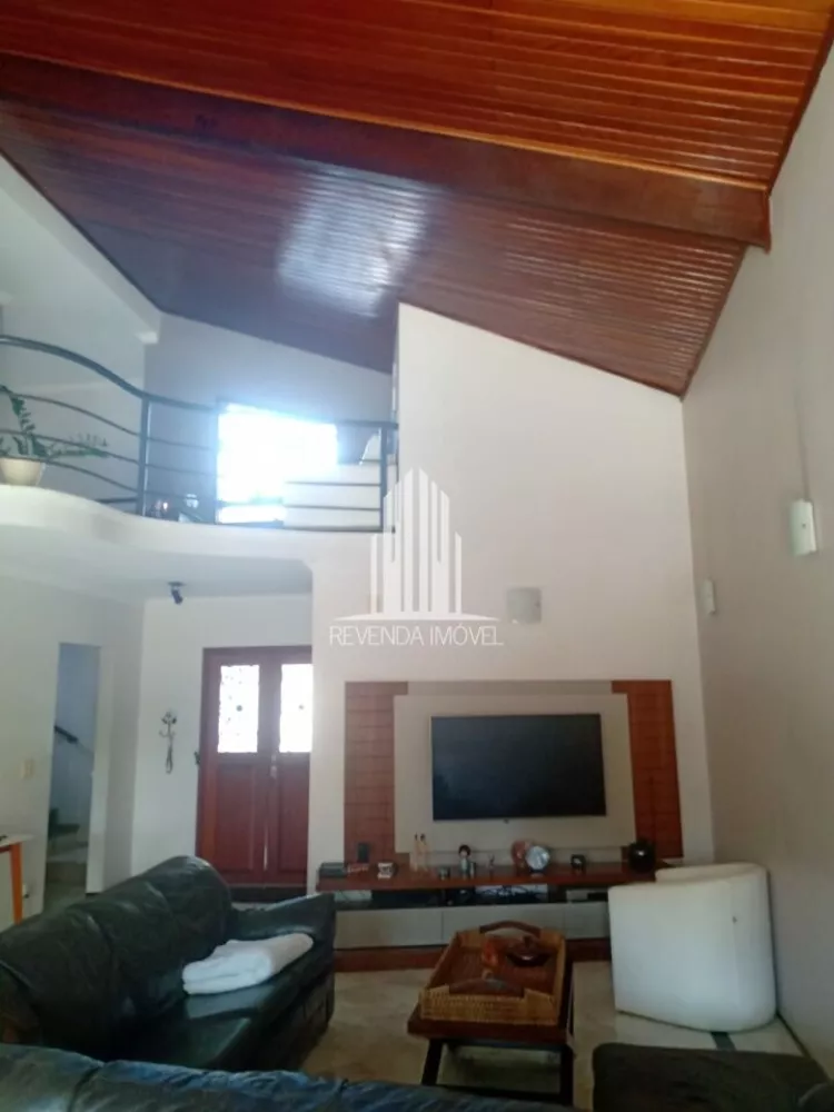 Casa à venda com 4 quartos, 274m² - Foto 1